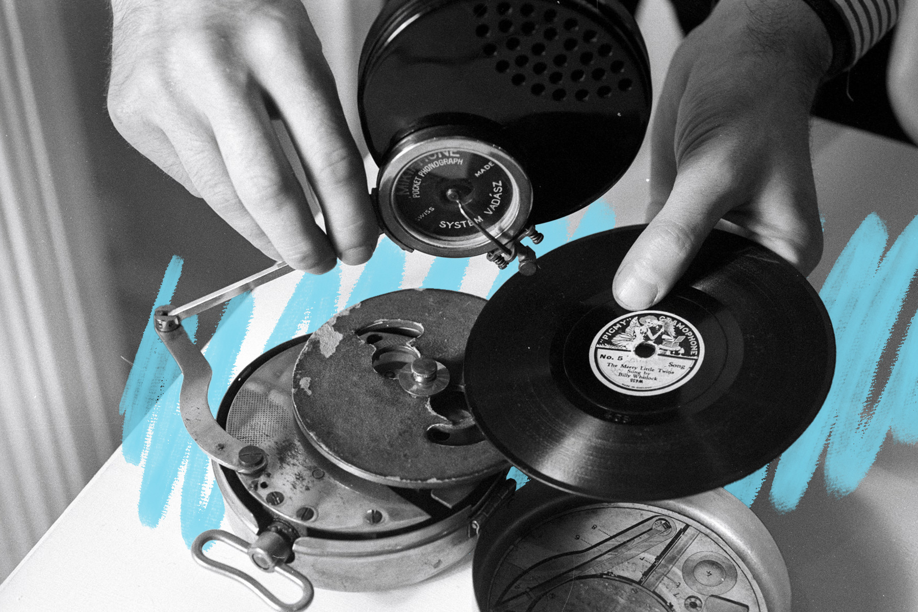 Record being placed on a Mikiphone