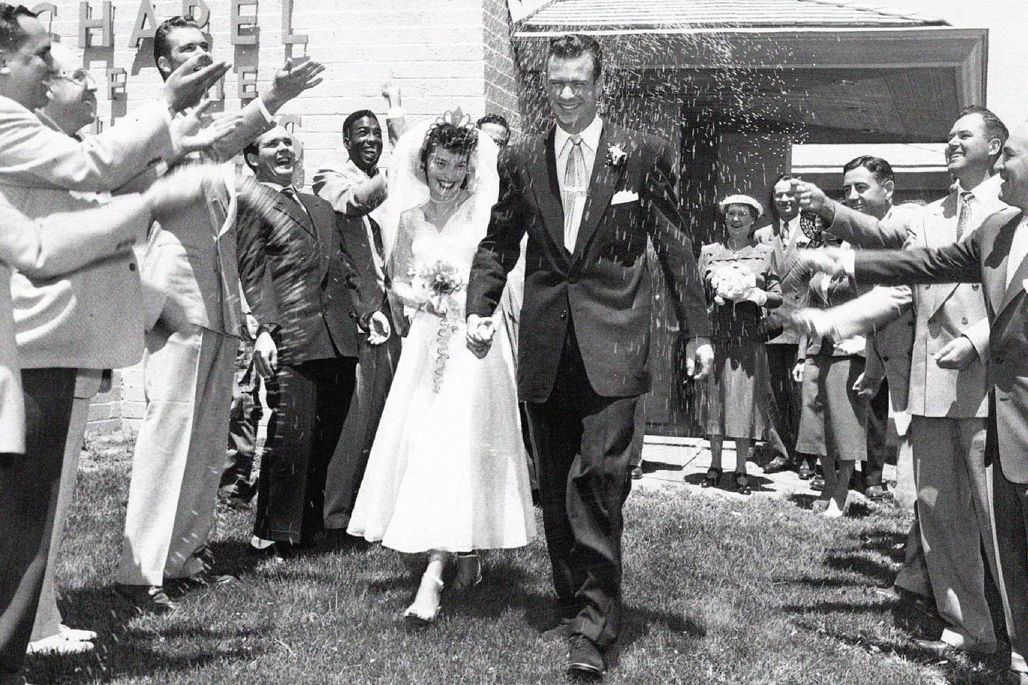Rice thrown at wedding, 1952