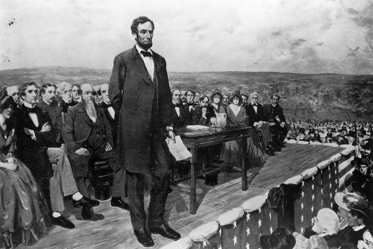 Lincoln delivering Gettysburg Address